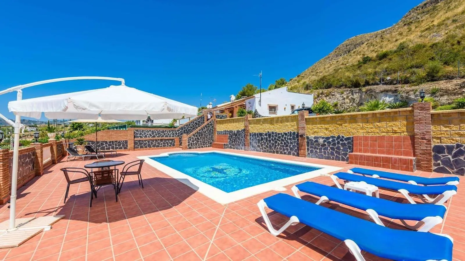 Villa Martin Nerja By Ruralidays
